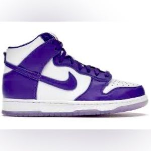 High Nike Dunk “Varsity Purple”